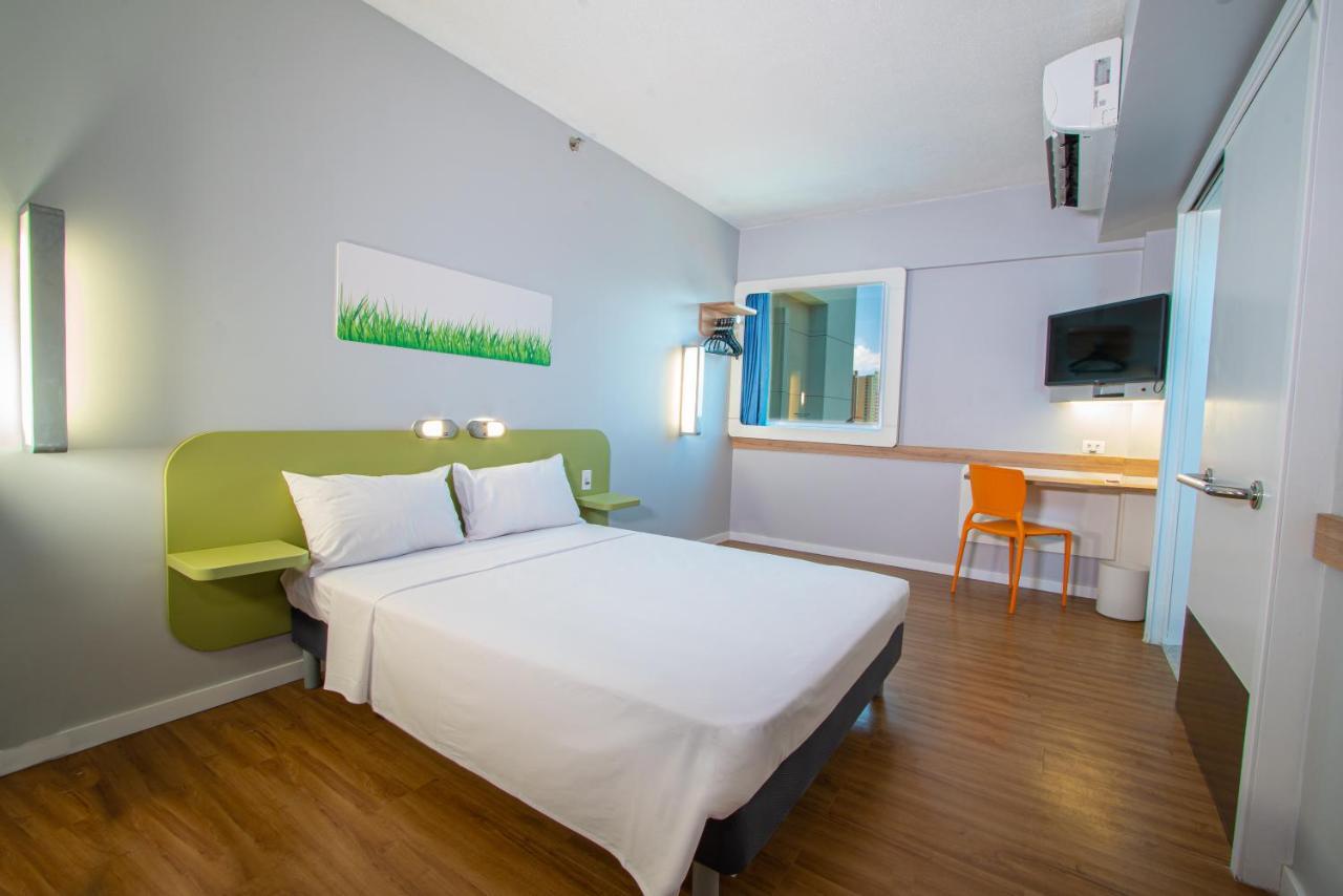 Ibis Budget Fortaleza Praia De Iracema Exteriör bild