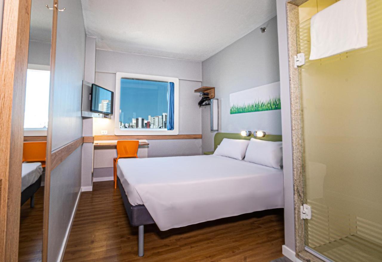 Ibis Budget Fortaleza Praia De Iracema Exteriör bild
